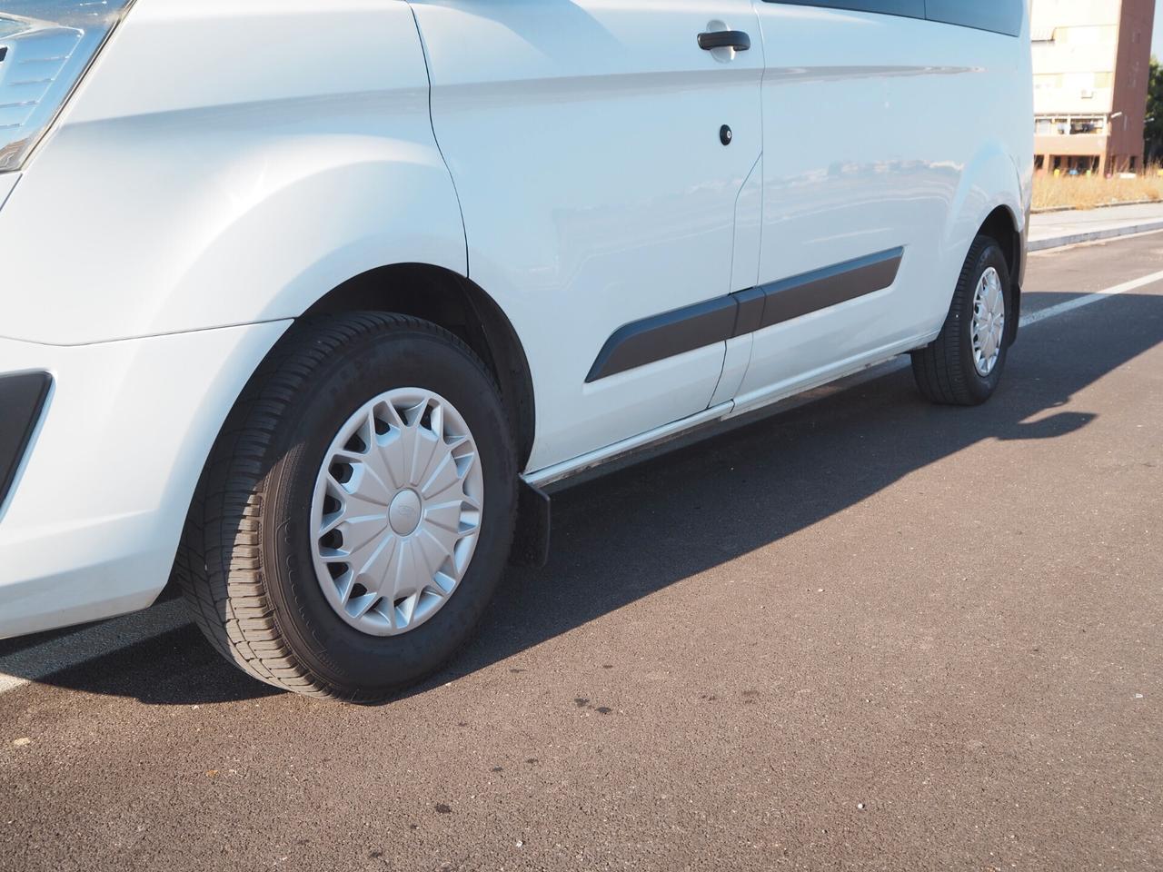 Ford Transit Custom •Trasporto Disabili• 9 Posti