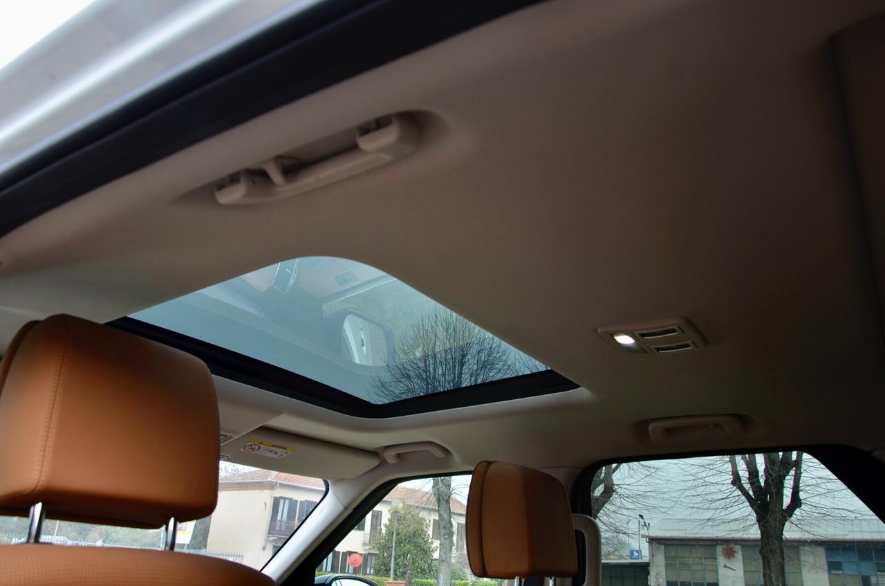 LAND ROVER DISCOVERY 2.0 SD4 HSE LUXURY 240cv AUTO 5 POSTI, SERVICE LAND ROVER, TETTO, HI-FI MERIDIAN, FULL LED, PELLE, PERMUTE