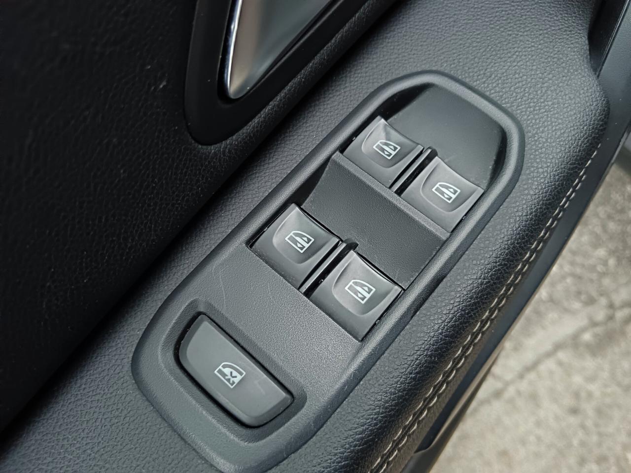 Dacia Duster 1.5 DCI 115CV 4X4 PRESTIGE FULL OPT