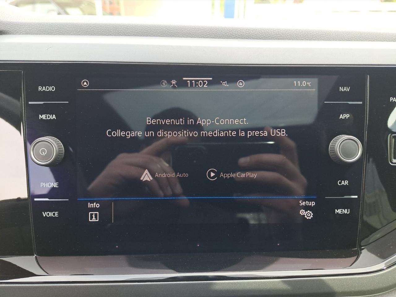 Volkswagen Taigo 1.0 tsi r-line 110cv