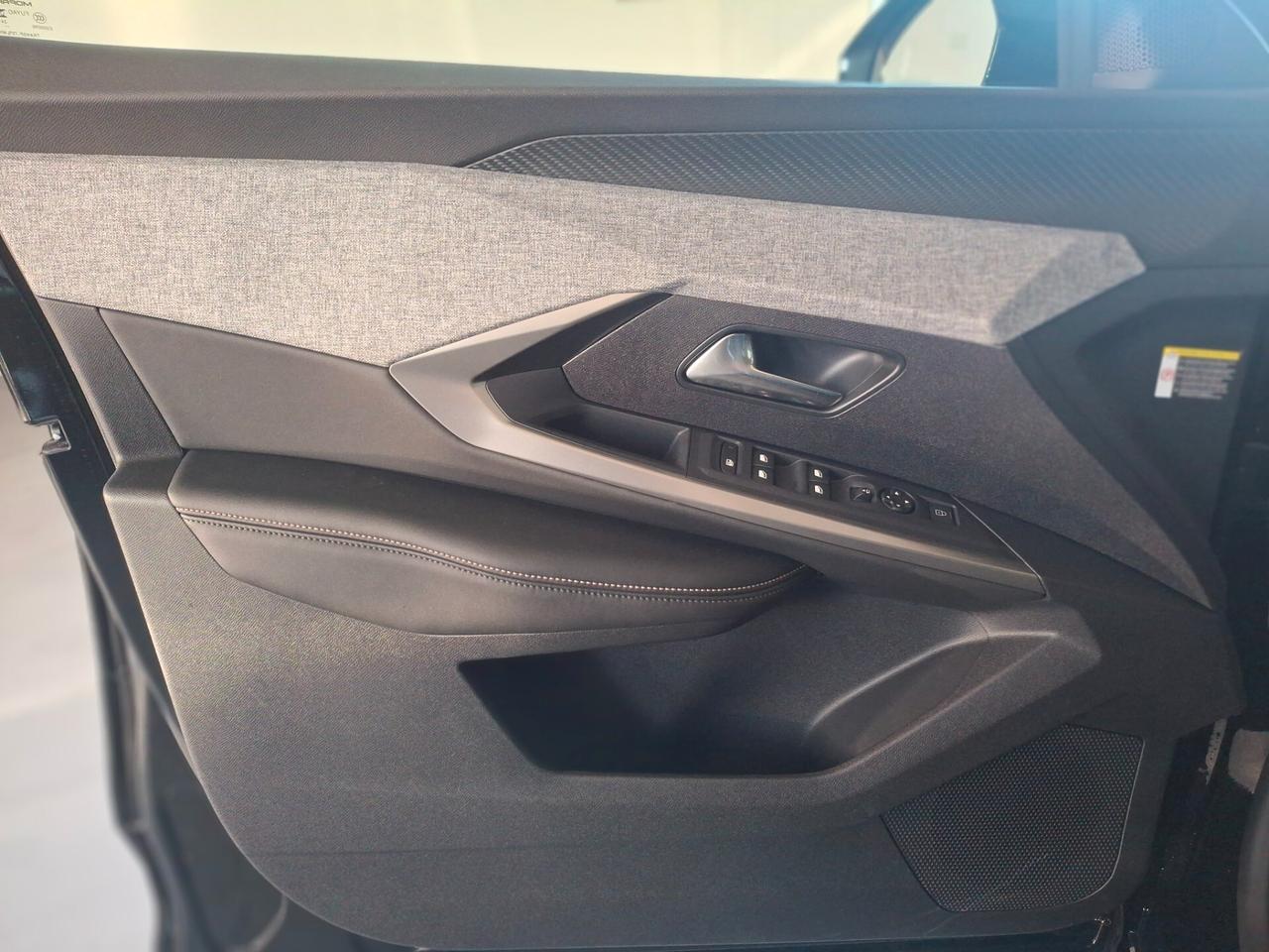 Peugeot 3008 Hybrid 145 e-DCS6 Allure