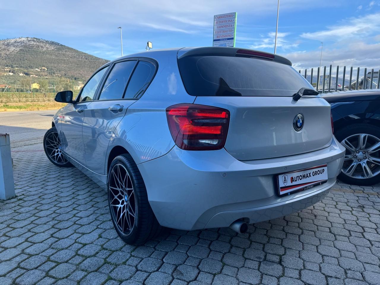 Bmw 116 116d 5p. Urban