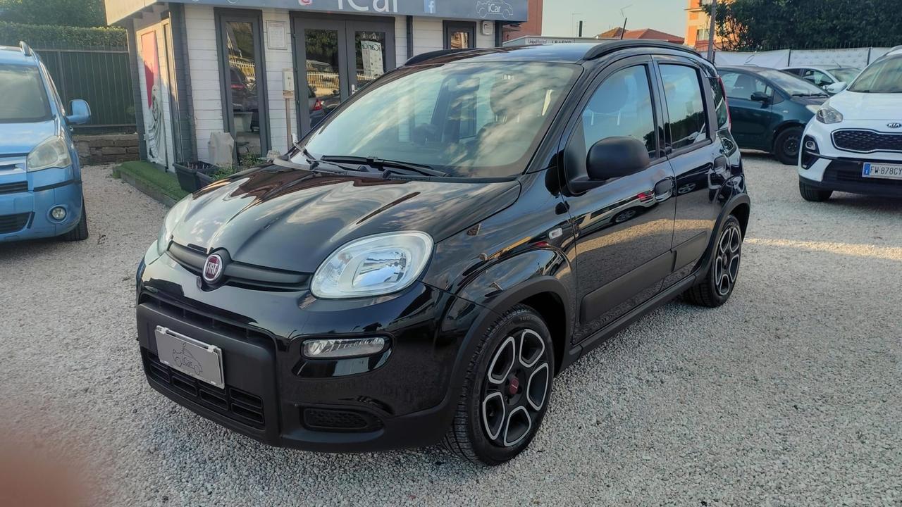 Fiat Panda 1.0 FireFly S&S Hybrid City Cross