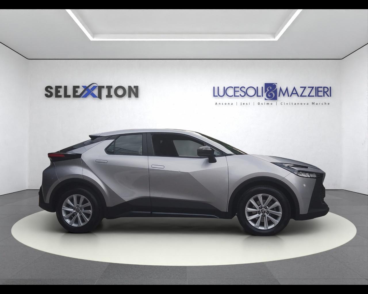 TOYOTA C-HR (2023-->) - C-HR 1.8 HV Trend