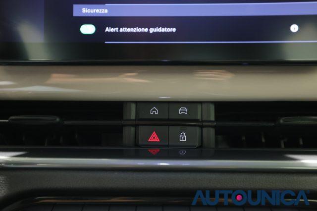 FIAT 600 HYBRID 100 CV DCT MHEV FARI LED