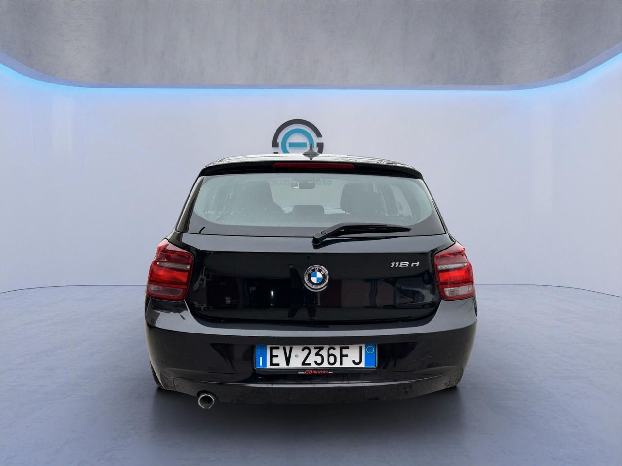 Bmw 118 118d 5p. Urban