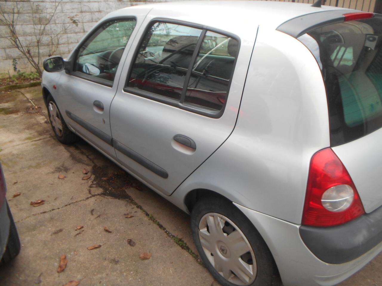 Renault Clio 1.6 16V cat 5 porte Initiale