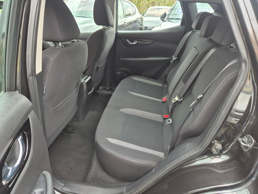 Nissan Qashqai 1.5 dCi 115CV E6 NAVI CAMERA