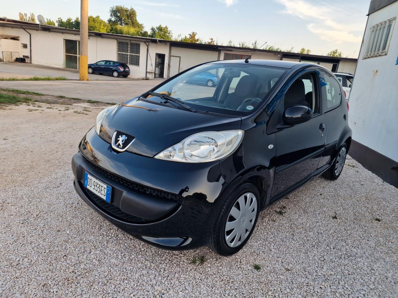 Peugeot 107 1.0 68CV 5p. Sweet Years "ok neopatentati"