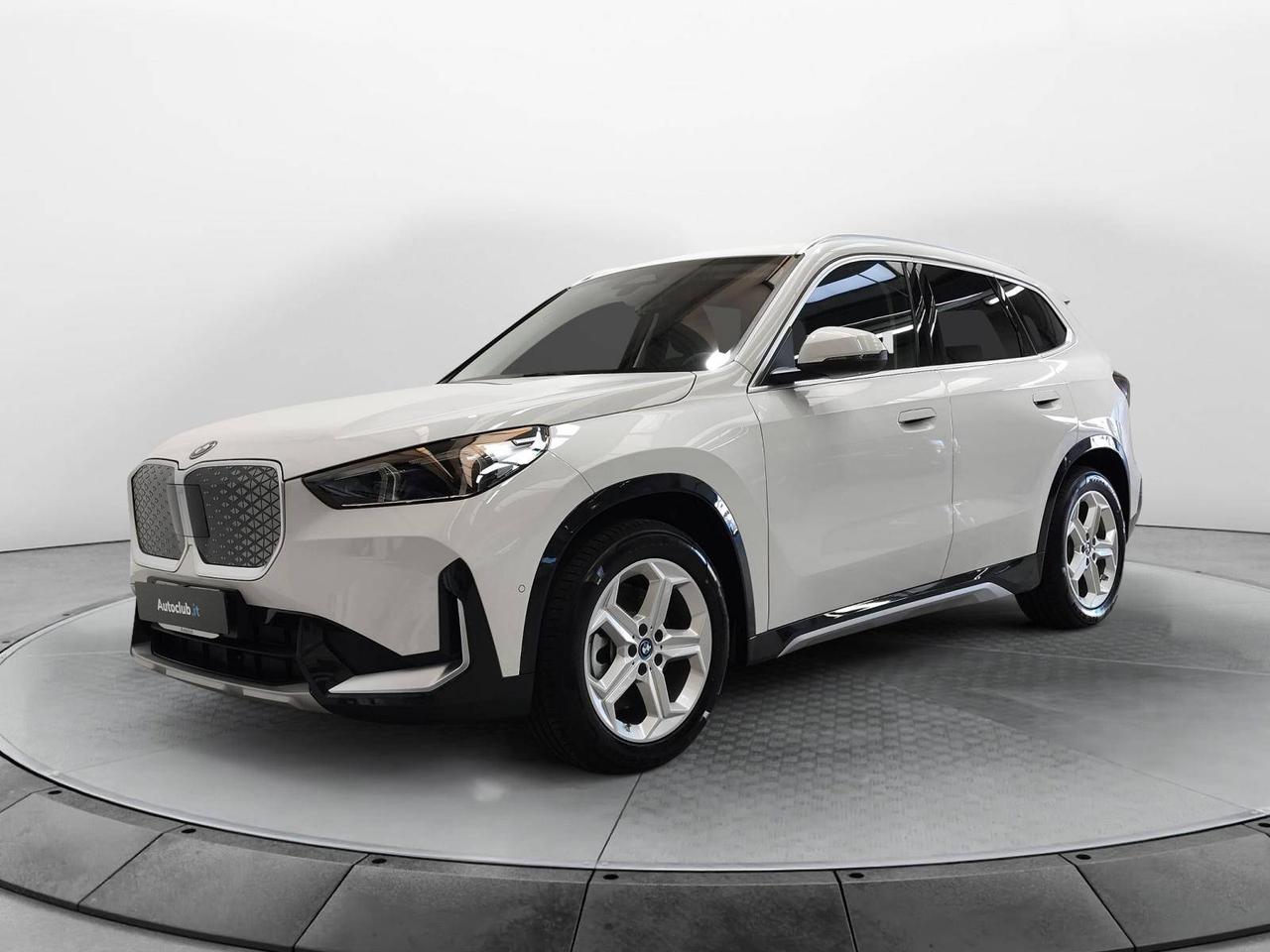 BMW X1 iX1 xDrive30 xLine