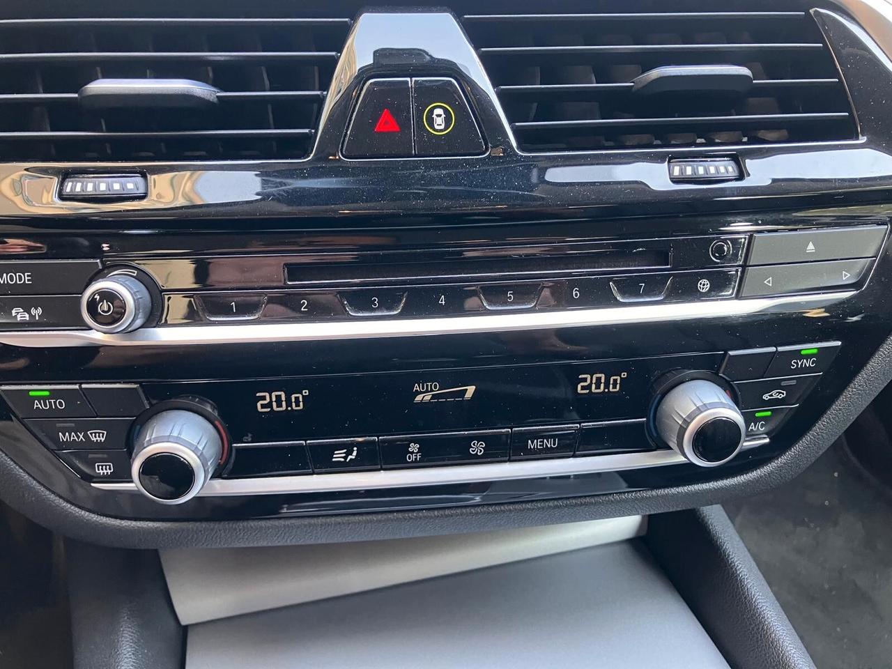 Bmw 520d xDrive Luxury service certificato BMW