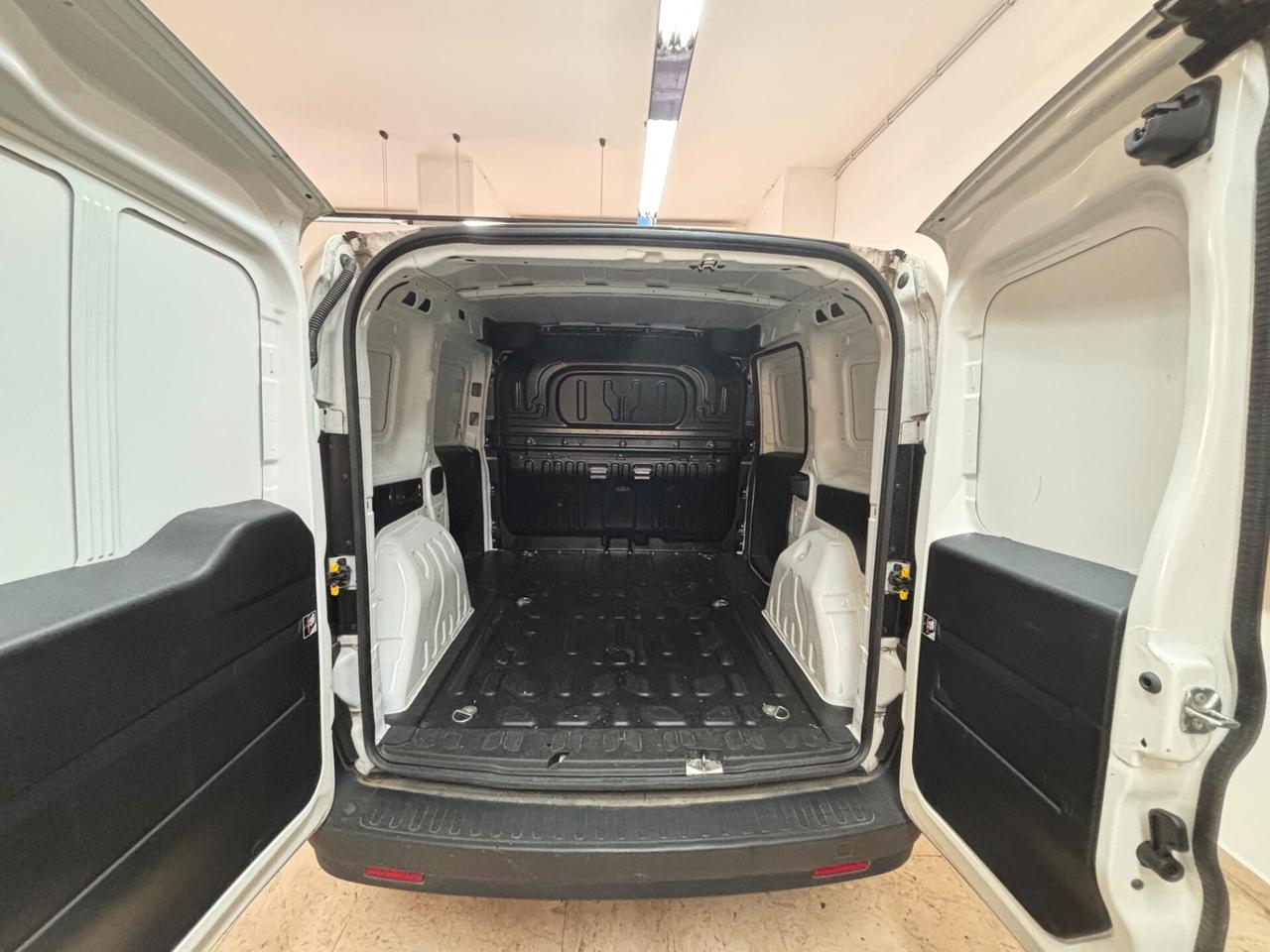 Fiat Doblo Doblò 1.6 MJT 105CV Cargo Maxi Lounge 3posti