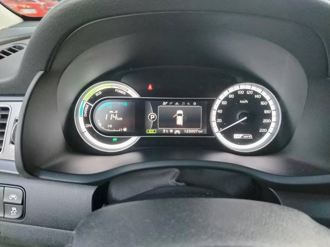 Kia Niro 1.6 gdi hev Energy dct