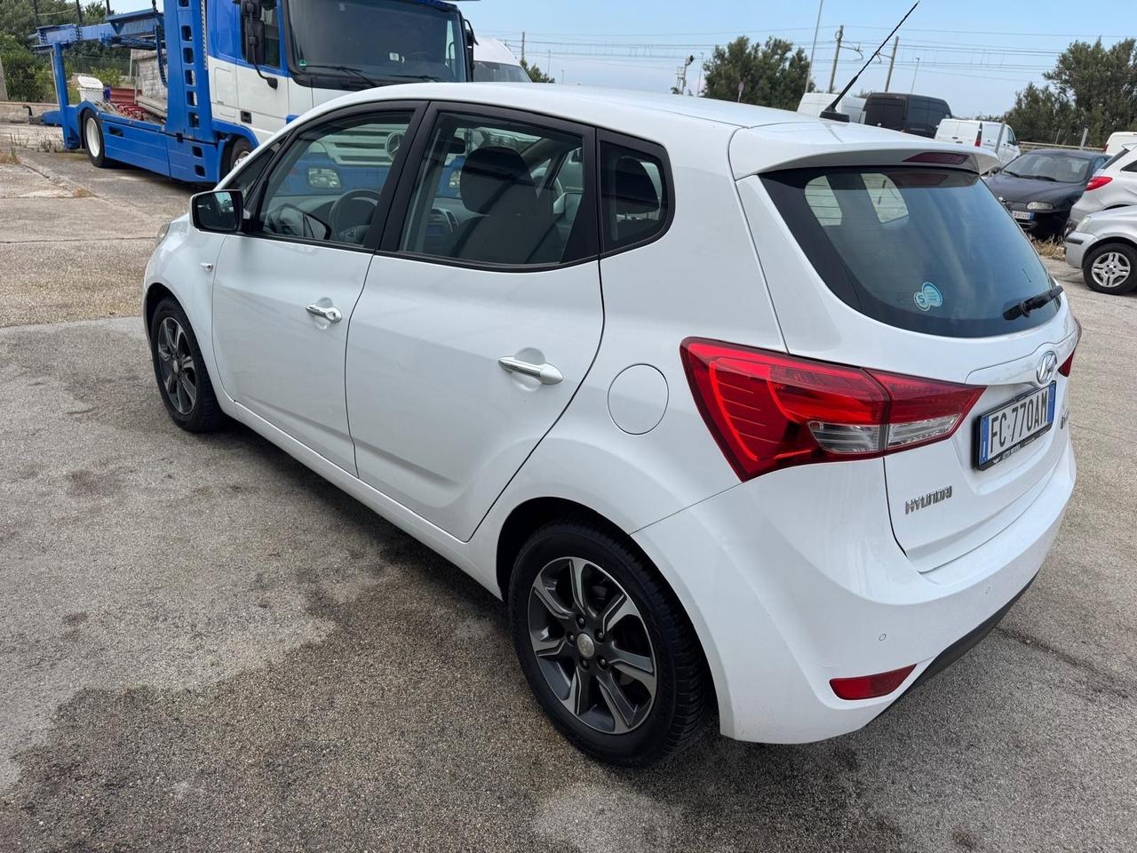 Hyundai iX20 1.6 125 CV XPossible A/T GPL