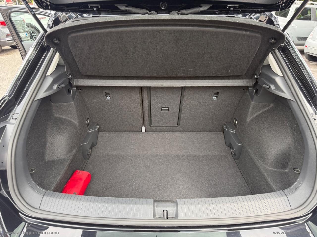 VOLKSWAGEN T-Roc 1.0 TSI Style