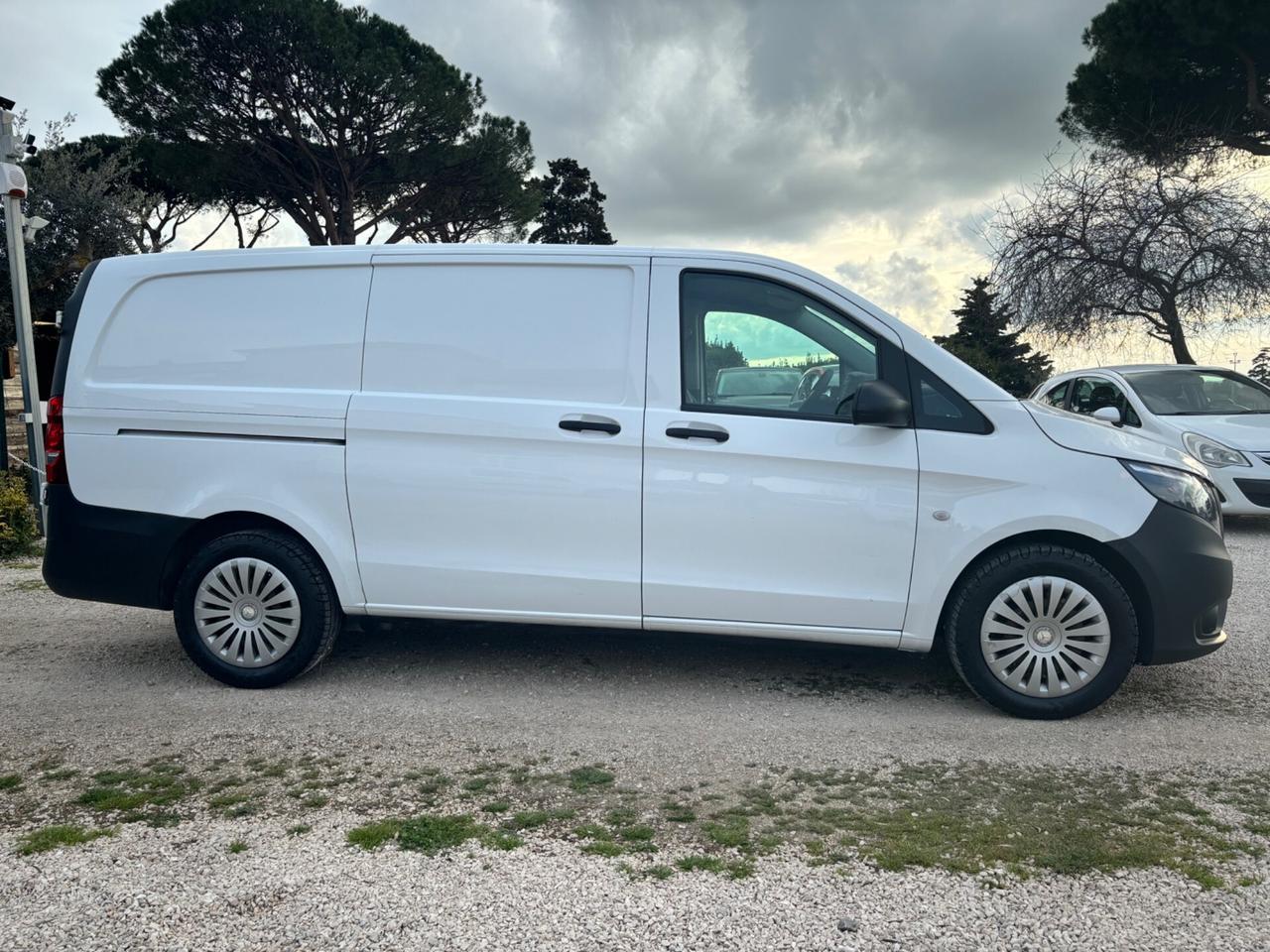 MERCEDES VITO 119 CDI AUTOMATICO 4x4 EURO 6B