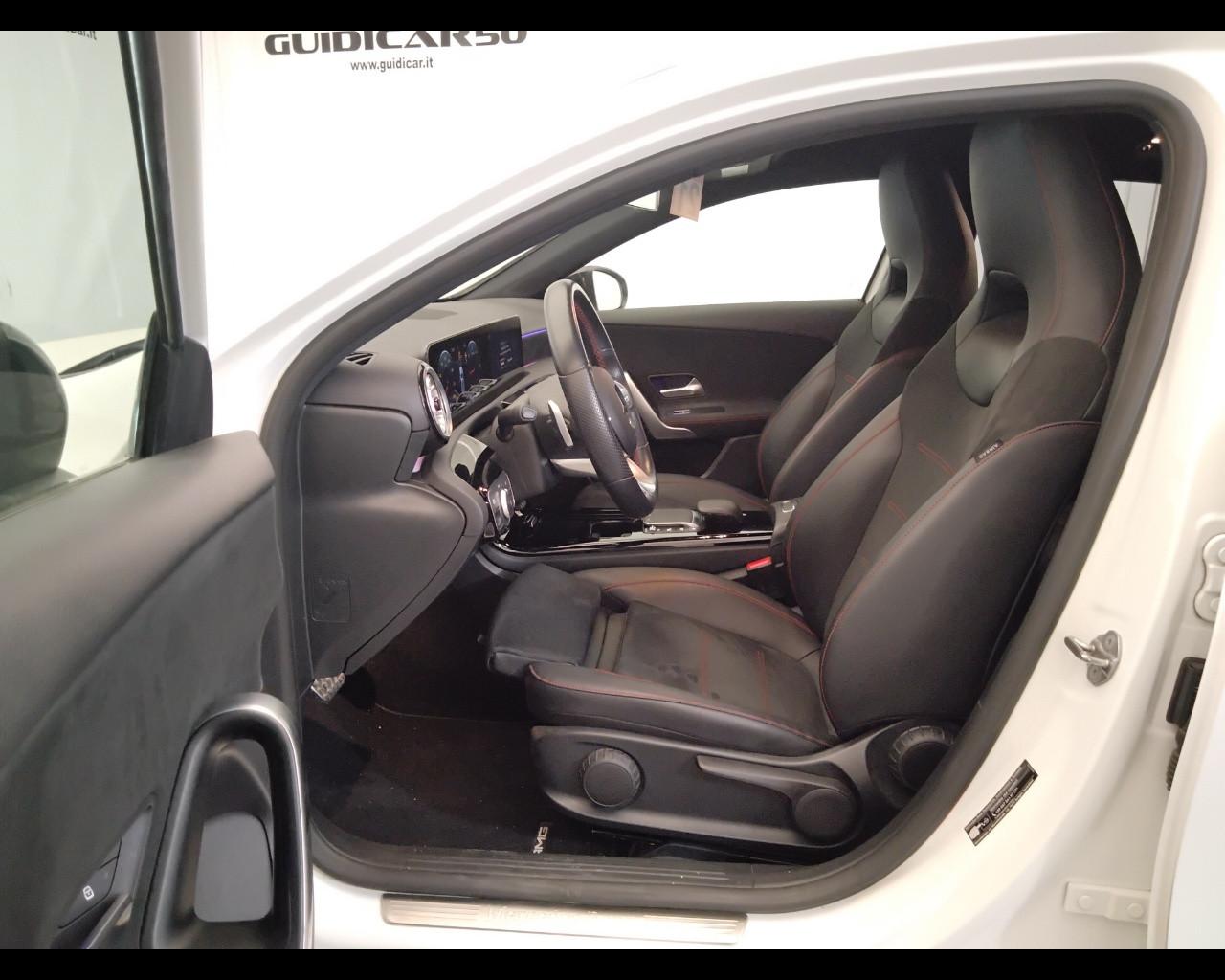 Mercedes-Benz Classe A - W177 2018 - A 180 d Premium auto