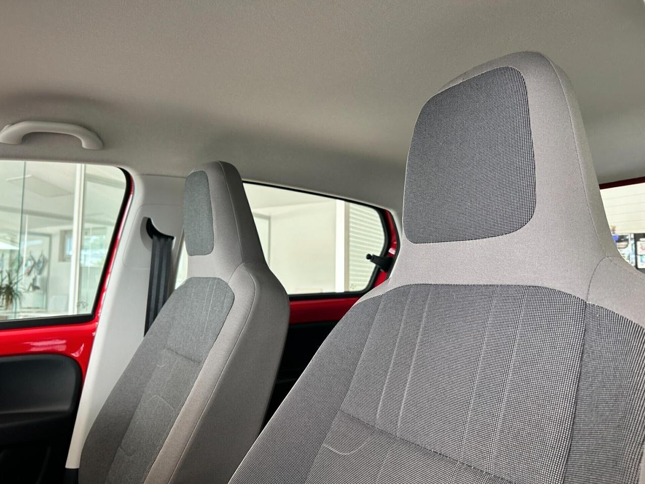 Volkswagen up! 1.0 75 CV 5p. cross up!