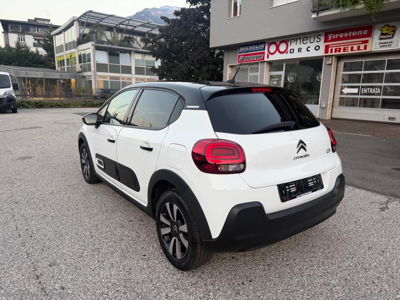 CITROEN C3 PureTech 83 S&S Shine