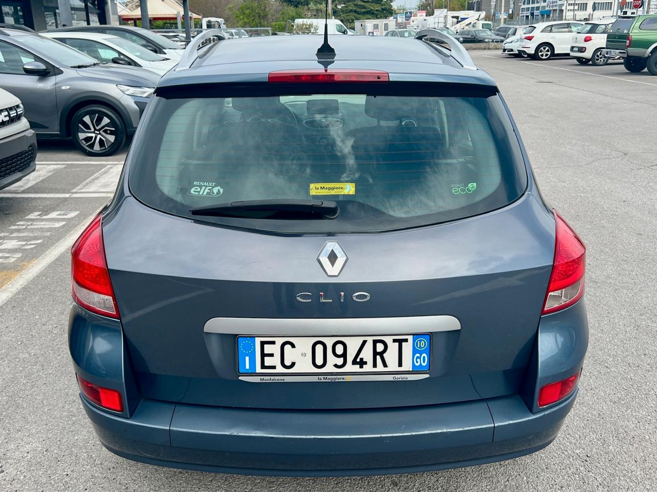 Renault Clio 1.2 16V TCE 100 SporTour 20th