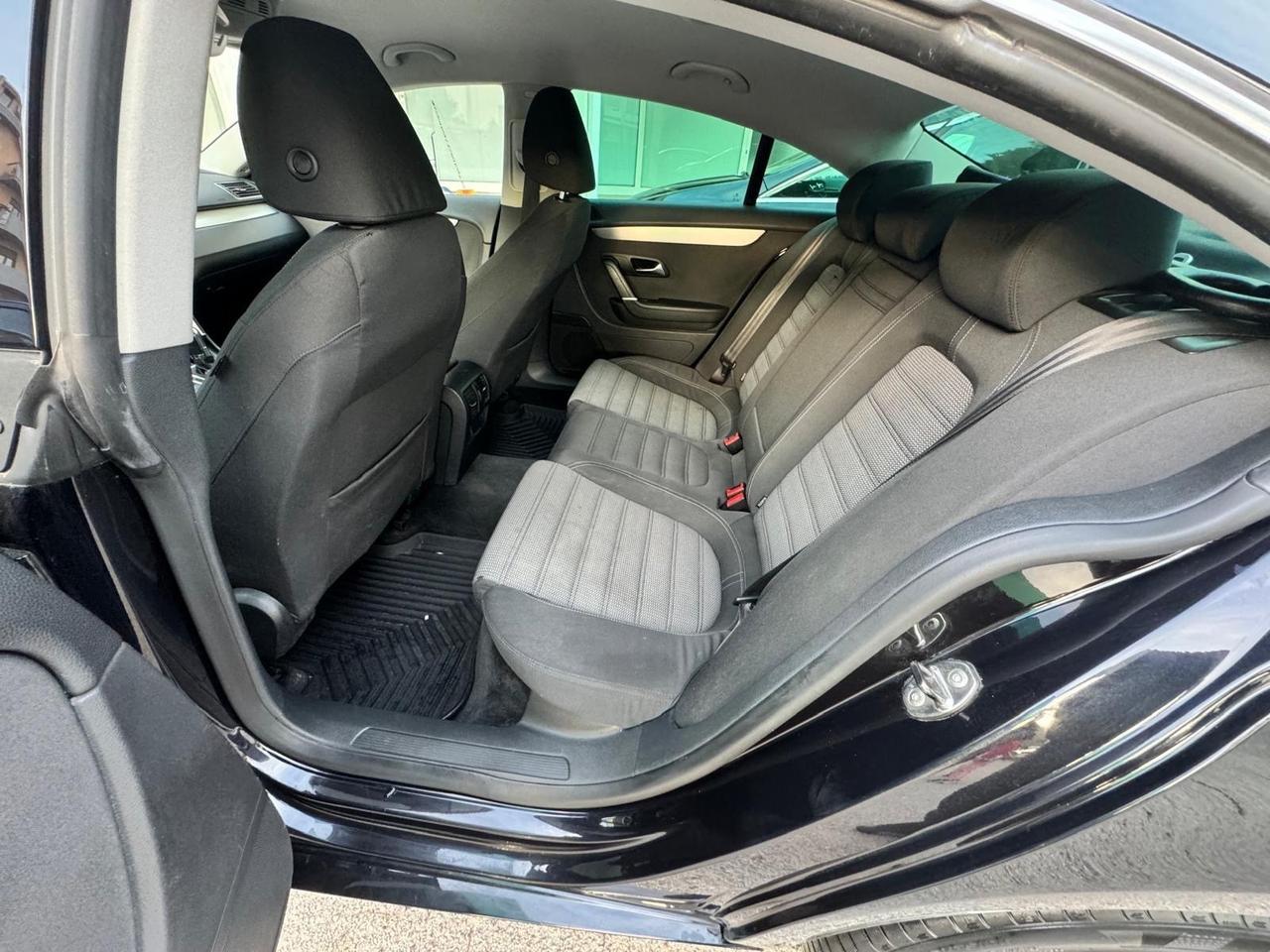 Volkswagen Passat CC 2.0 TDI DPF DSG BlueM. Tech.