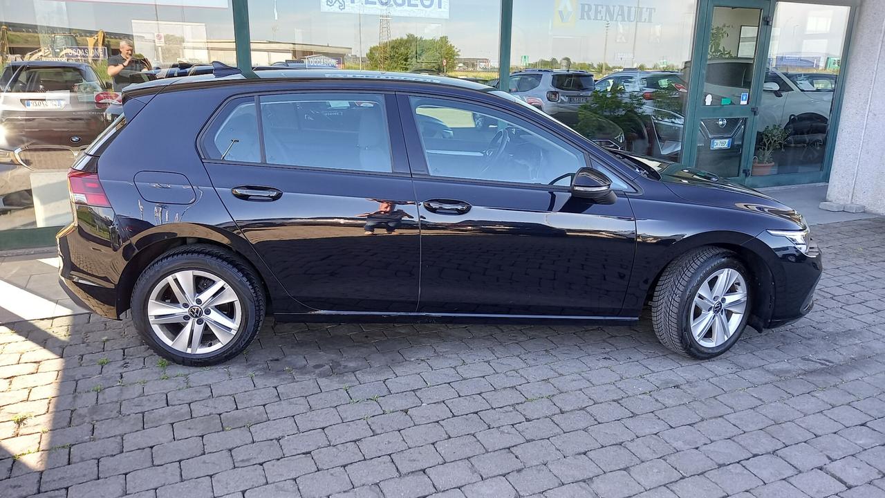Volkswagen Golf 2.0 TDI DSG Life 115 cv