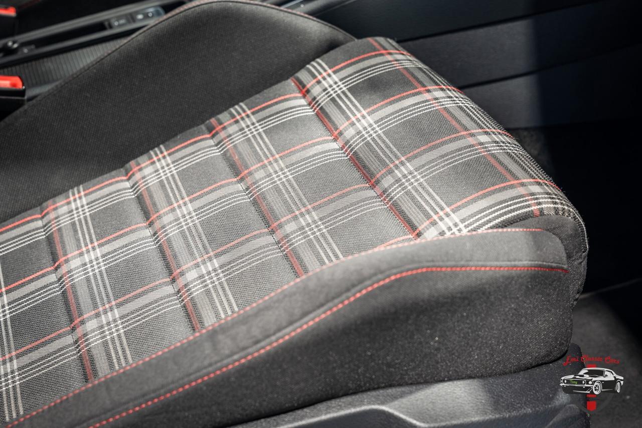 Volkswagen Golf GTI Performance 2.0 245 CV TSI DSG 5p. BMT