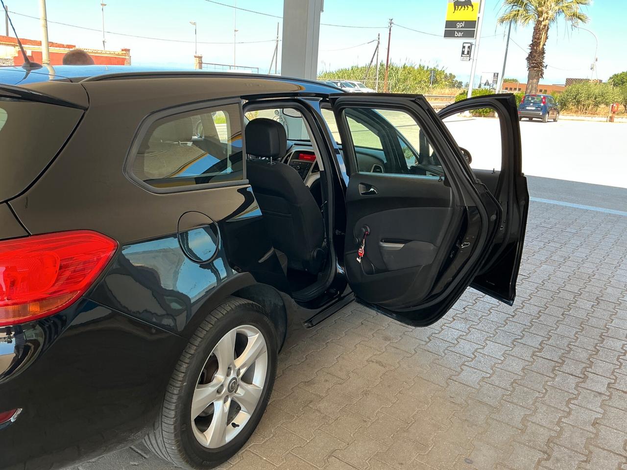 Opel Astra 1.7 CDTI 110CV Sports Tourer Elective