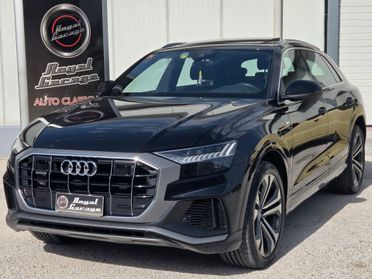 Audi Q8 50 TDI QUATTRO S LINE "FULL OPTIONAL"
