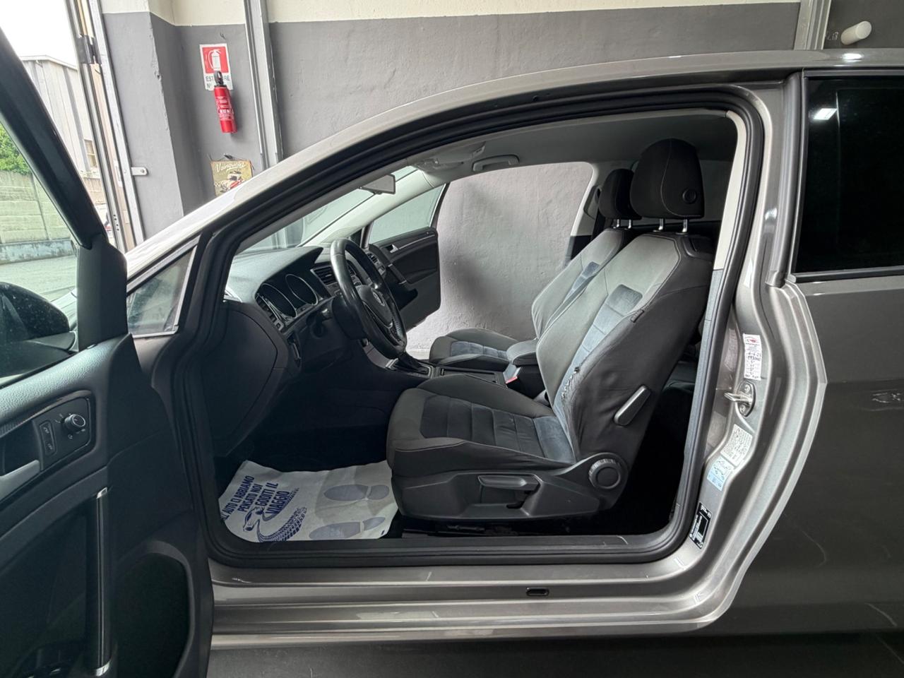 VOLKSWAGEN GOLF 1.6 TDI 110 CV DSG 3P. SPORT EDITION BLUEMOTION TECH.