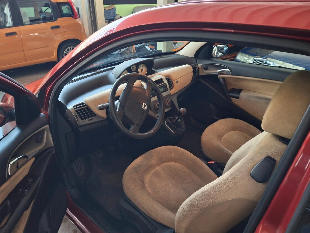 Lancia Ypsilon BUONE CONDIZIONI!!!
