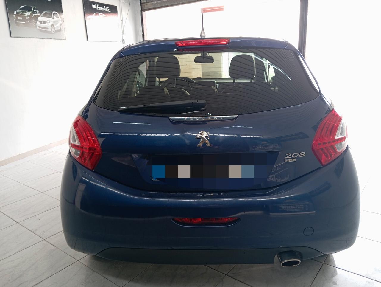 Peugeot 208 1.6 diesel 2012 CON GARANZIA