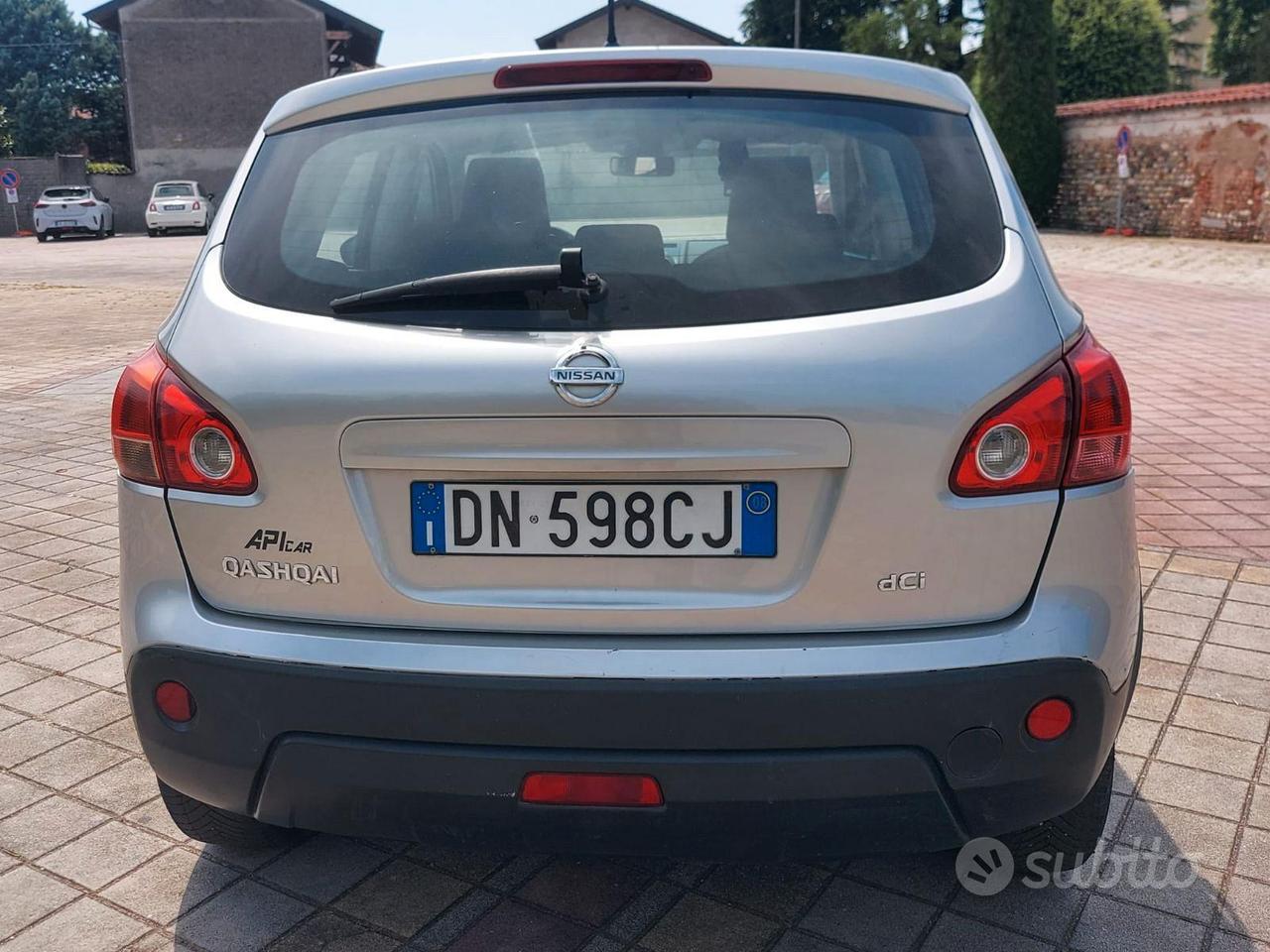 Nissan Qashqai Qashqai I 2008 2.0 dci Tekna dpf