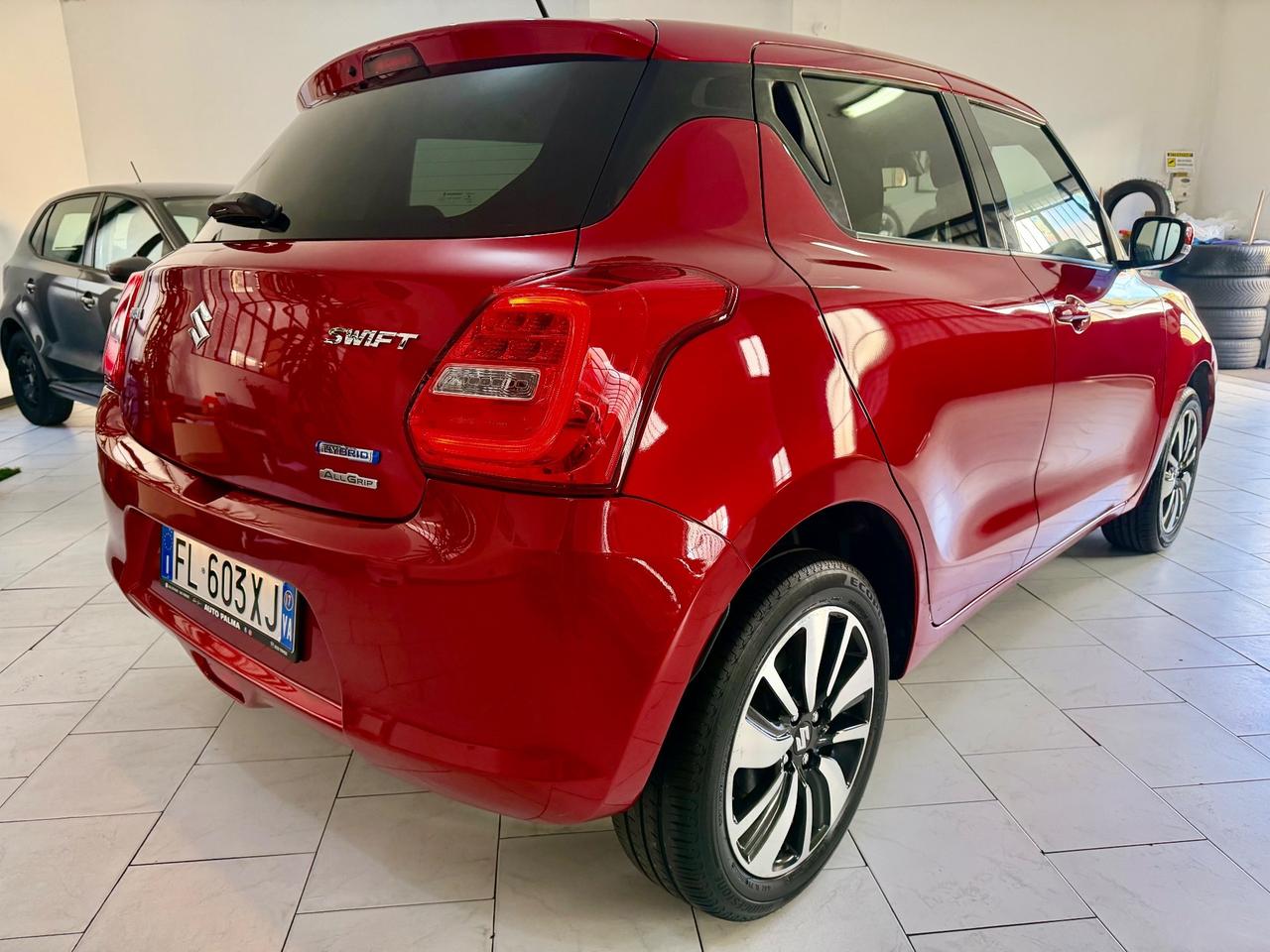 Suzuki Swift 1.2 Hybrid 4WD AllGrip Top