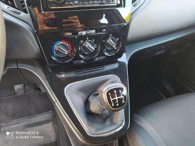 Lancia Ypsilon Ypsilon III 1.2 Silver ecochic Gpl 69cv