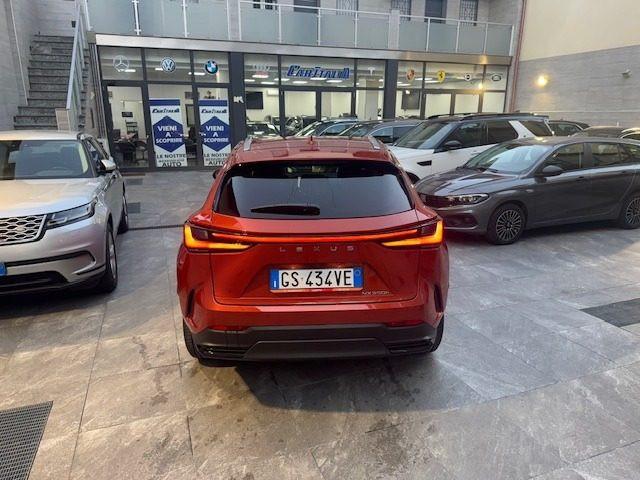 LEXUS NX 300h NX Hybrid 4WD Premium +