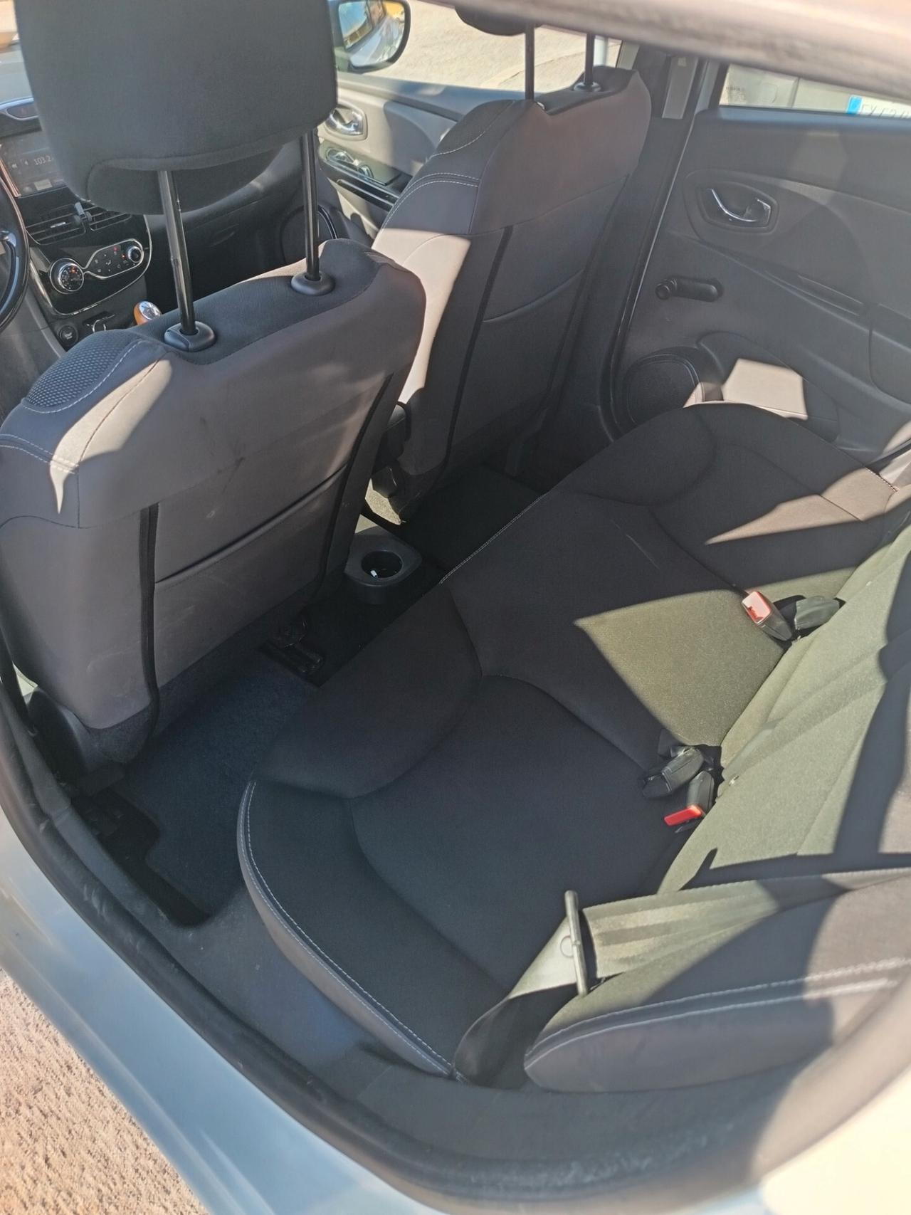 Renault Clio Sporter 1.5 dCi 8V 75CV Live