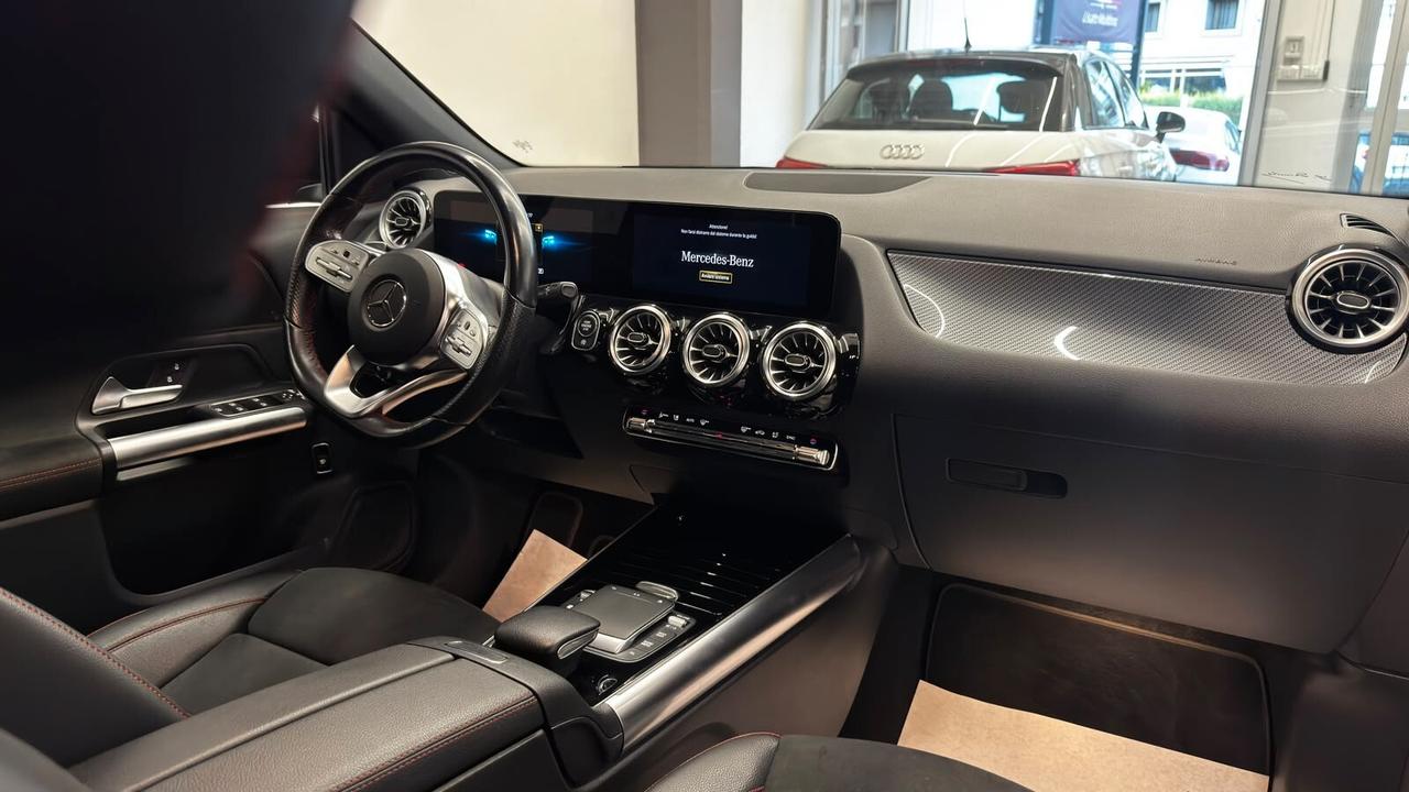 Mercedes-benz GLA 200d Premium AMG Night Edition 2023