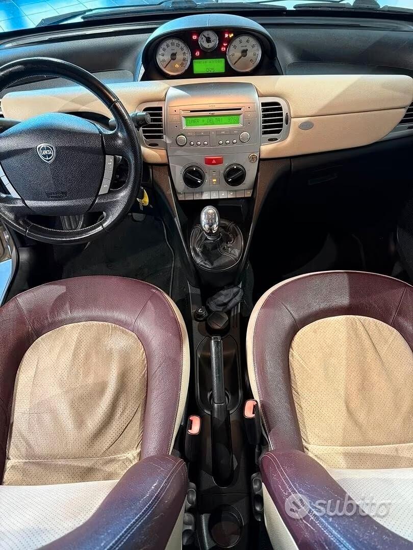 Lancia Ypsilon 1.4 - Ecochic GPL - NEOPATENTATI