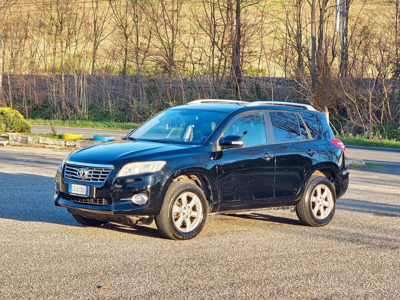 Toyota RAV 4 RAV4 2.2 D-4D 150 4x4 CV DPF Exclusive 2010-E5 Manuale