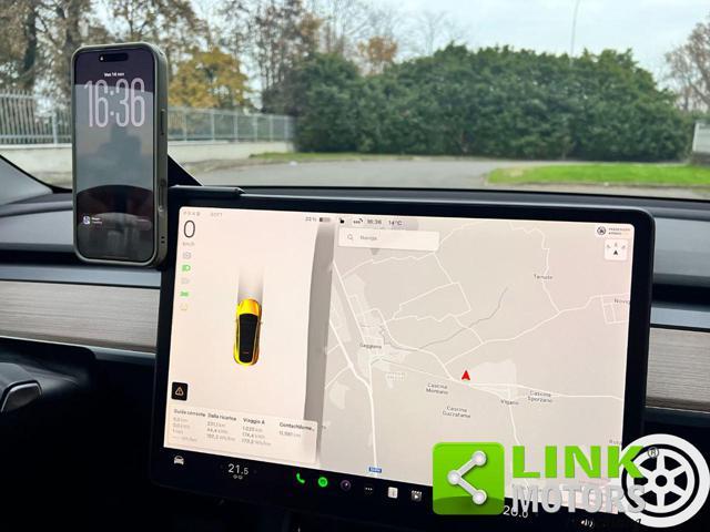 TESLA Model Y DUAL MOTOR LONG RANGE 2024 - GARANZIA UFFICIALE