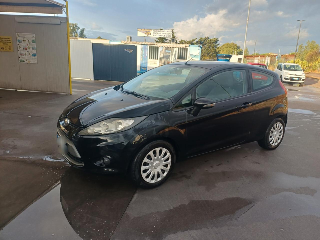 Ford Fiesta 1.4 TDCi 70CV 3 porte Titanium 2012