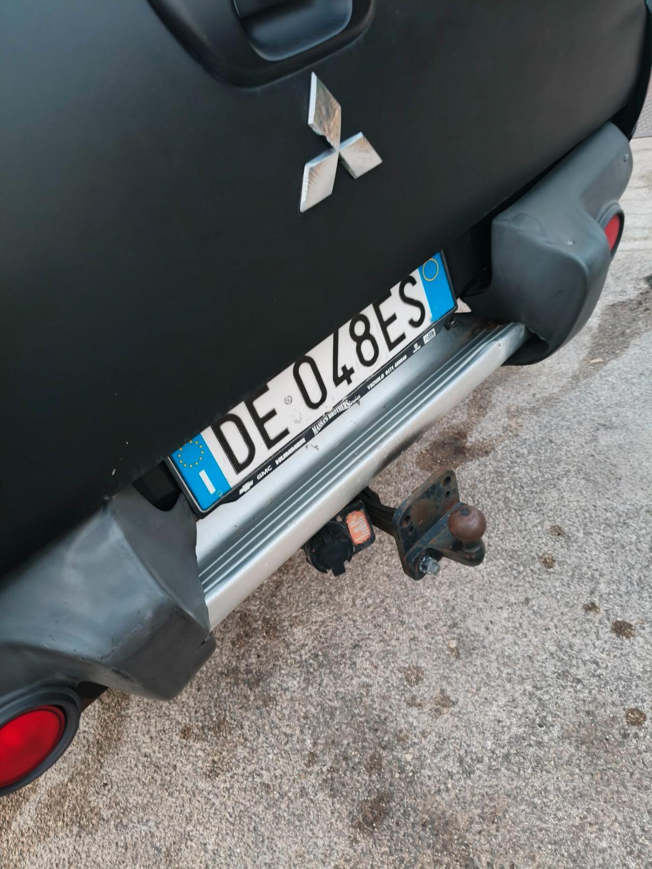 Mitsubishi L200 2.5 con gancio traino