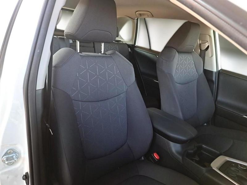 TOYOTA RAV 4 2.5 HV 178cv E-CVT Business 4WD