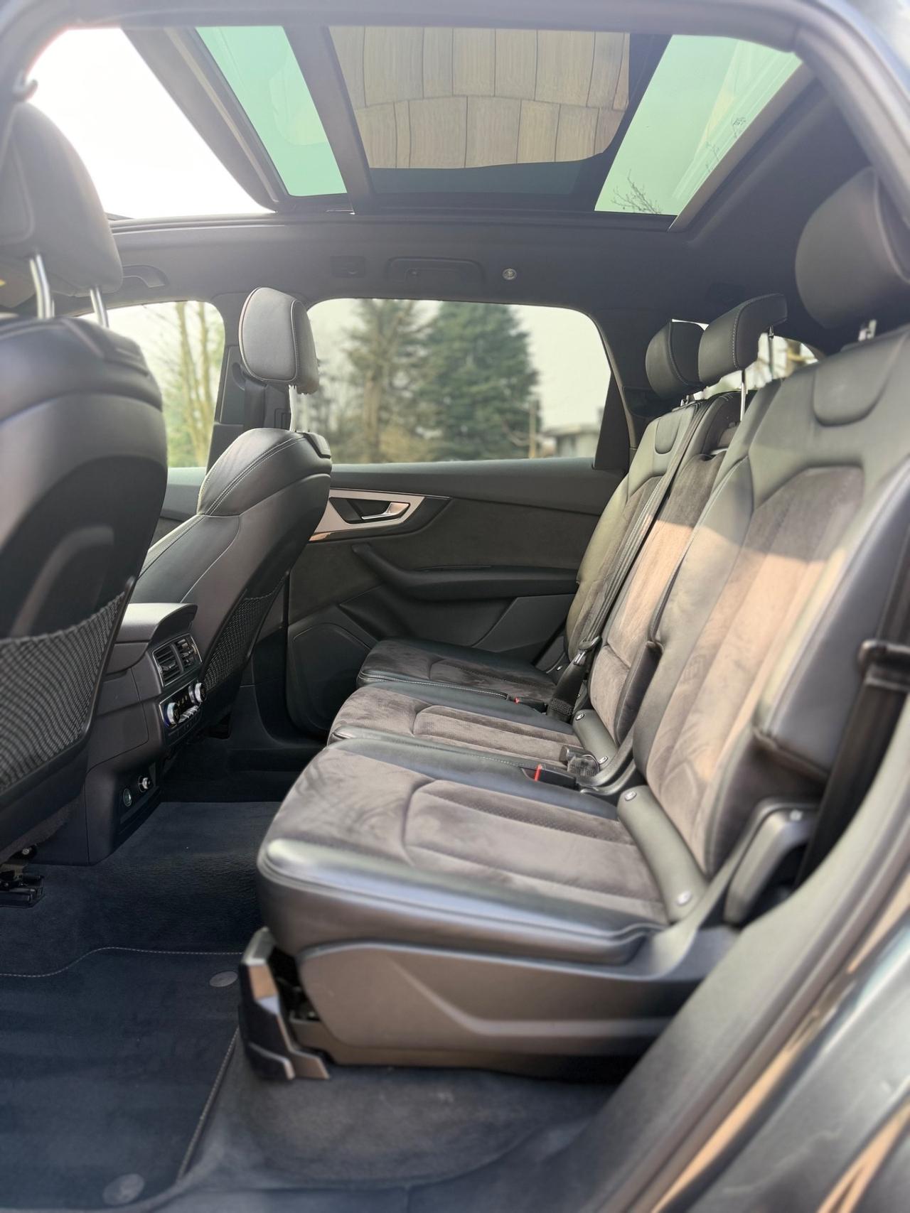 Audi Q7 50 TDI QUATTRO S LINE TETTO PANORAMICO