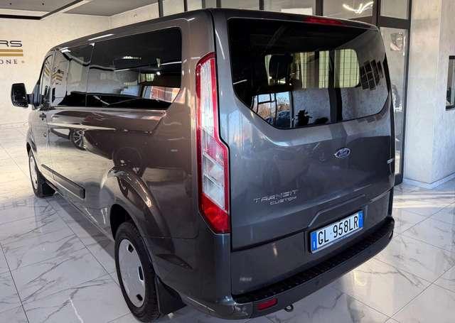 Ford Transit IVA ESPOSTA 9 Posti Lungo Km 70.000 Neopatentati