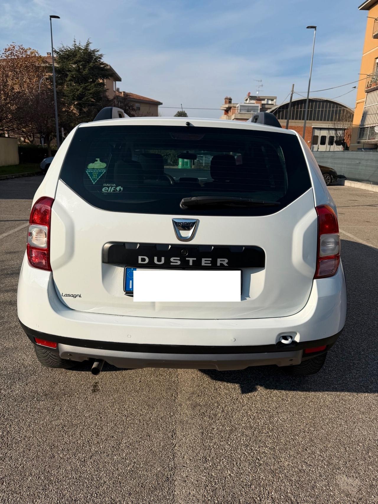 Dacia Duster 1.6 GPL - NEOP. - NAV. - 12 MESI DI GARANZIA -