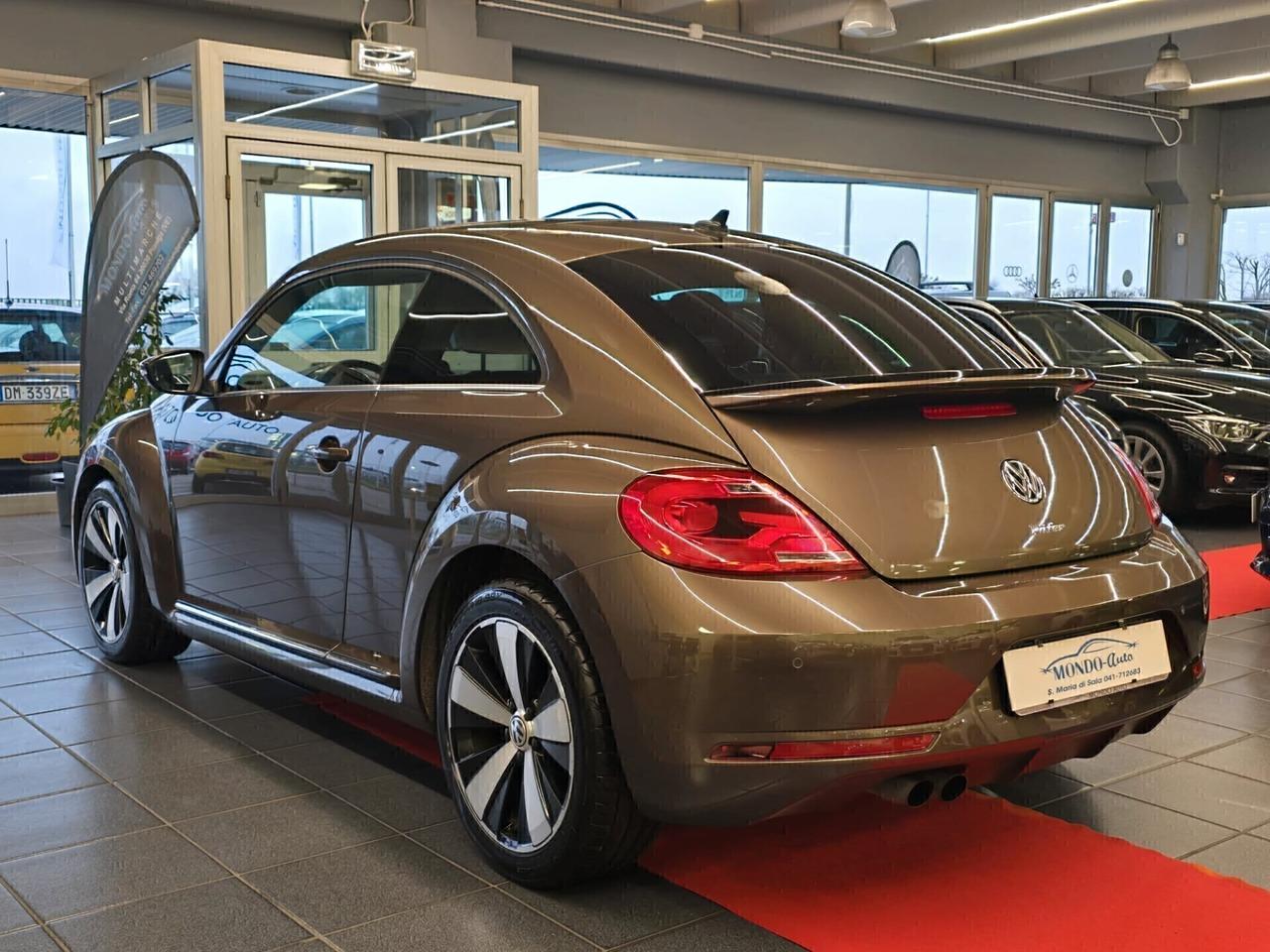 Vw Maggiolino 2.0 TDI DSG 140cv R-Line