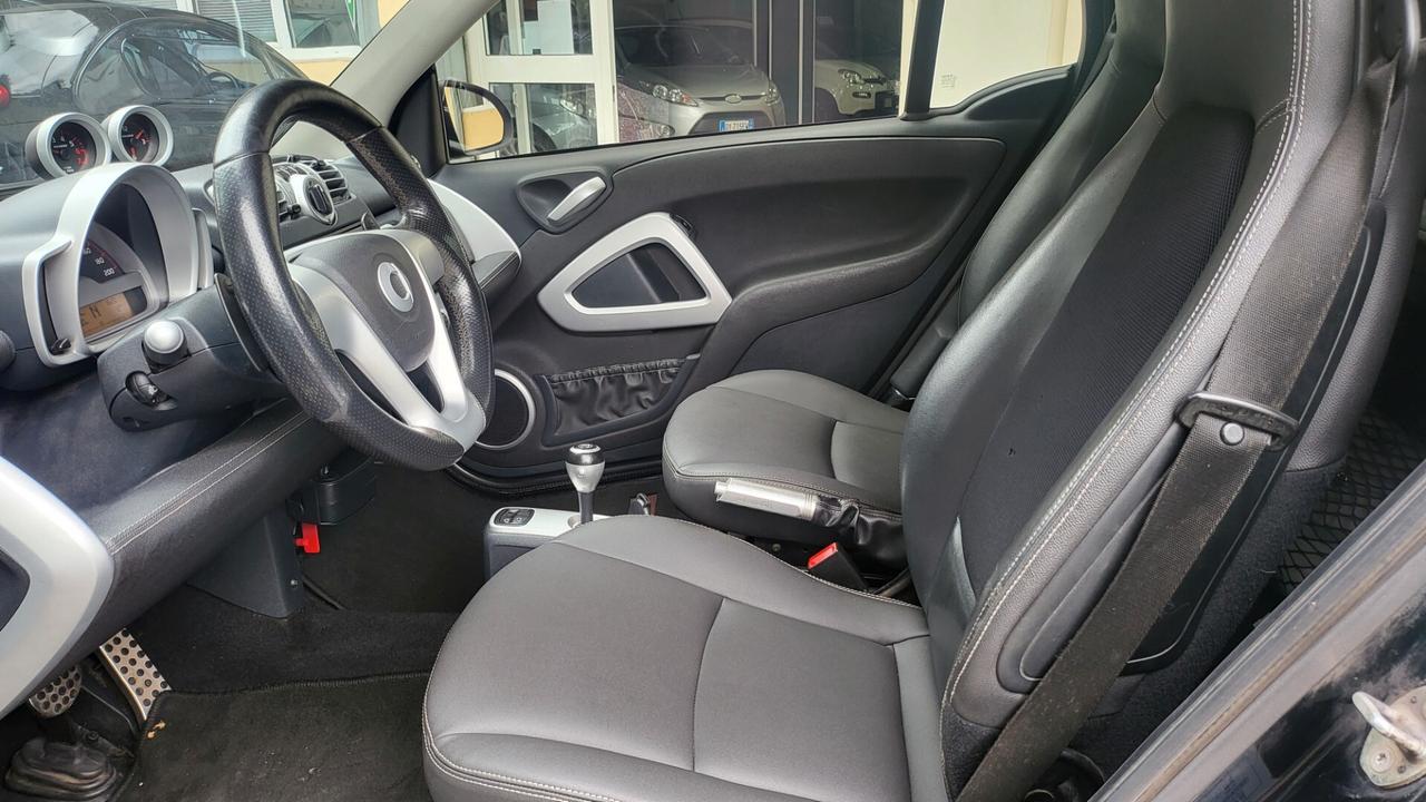 Smart ForTwo 1000 72 kW cabrio BRABUS Xclusive