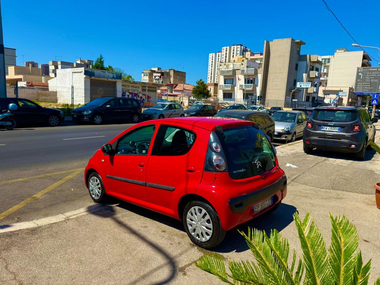 Citroen C1 1.0 5 porte Attraction - NEOPATENTATO - ANNO 02 / 2013